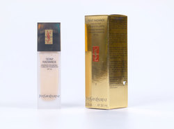Saint Laurent Teint Radiance SFP20 04 Sand 30ml