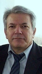 Vaios Koutrintzes