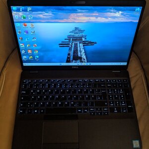 DELL Latitude 5500,15.6'', i7 8665U, 512GB NVMe SSD,16GB RAM, WebCam,FULL HD, HDMI,DP,Win.11pro.