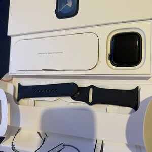 Apple Watch Series 9 Aluminium 45mm Αδιάβροχο με Παλμογράφο (Midnight με Midnight Sport Band - S/M)