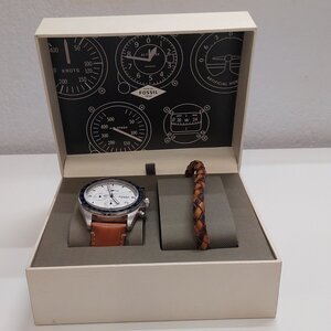 Fossil Sport 54 Ανδρικό Ρολόι 44mm Χρονογράφος Μπαταρίας με Καφέ Δερμάτινο Λουράκι CH3029