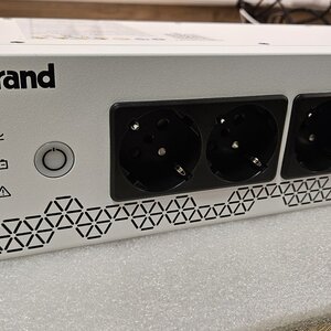 Legrand Keor PDU UPS Off-Line 800VA 480W με 8 IEC Πρίζες