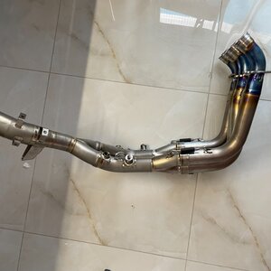 Akrapovic Εξάτμιση Μοτοσυκλέτας για BMW S 1000 XR E-B10E9