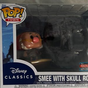 Funko Pop! Town: Peter Pan - Smee with Skull Rock 32 Special Edition (Exclusive)