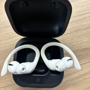 Beats Powerbeats Pro In-ear Bluetooth Handsfree Ακουστικά με Αντοχή στον Ιδρώτα και Θήκη Φόρτισης Lava Red
