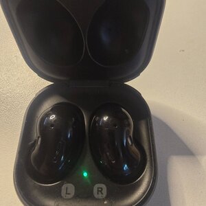Samsung Galaxy Buds Live Bluetooth Handsfree Ακουστικά με Αντοχή στον Ιδρώτα και Θήκη Φόρτισης Black Onyx