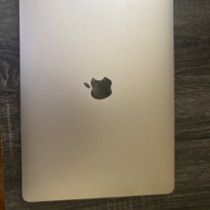 Apple MacBook Air 13" (2018) 13.3" IPS QHD+ Retina Display (i5-8210Y/8GB/256GB SSD/UHD Graphics 617)