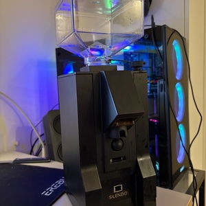 Eureka Mignon Silenzio Μύλος Άλεσης Καφέ On Demand 310W με Χωρητικότητα Xοάνης 300gr Matt Black