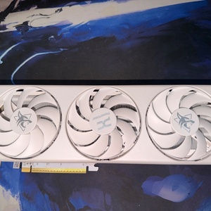 RX 9060 XT 16GB PowerColor Spectral White OC