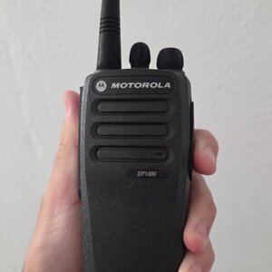 2x Motorola MOTOTRBO DP1400 Ασύρματος Πομποδέκτης UHF/VHF 5W χωρίς Οθόνη
