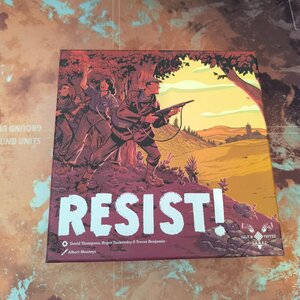 Επιτραπέζιο Παιχνίδι Resist! για 1 Παίκτη 10+ Ετών SP-RES (EN) Salt & Pepper Games