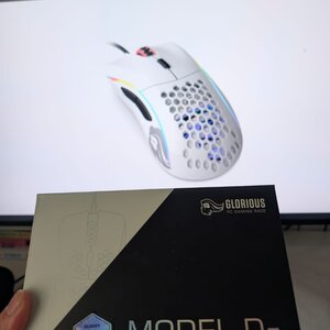 Glorious PC Gaming Race Model D Minus RGB Gaming Ποντίκι 12000 DPI Λευκό