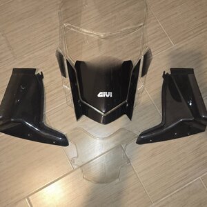 Givi Διάφανη Ζελατίνα Μοτοσυκλέτας για Yamaha Tenere 700 D2165ST
