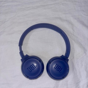 JBL Tune 500BT Ασύρματα Bluetooth On Ear Ακουστικά με 16 ώρες Λειτουργίας και Quick Charge Μπλε