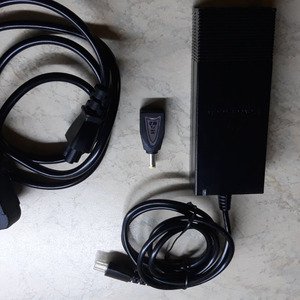 Powertech PT-372 Universal Φορτιστής Laptop 90W 19V 2.64A χωρίς Καλώδιο Τροφοδοσίας και με σετ βυσμάτων (PT-372)