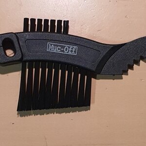 Muc-Off Claw Brush Βούρτσα Καθαρισμού Αλυσίδας Μοτοσυκλέτας 204