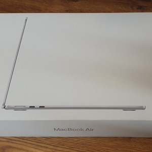 Apple MacBook Air 13.6" Retina Display (M3-8-core/8GB/256GB SSD/8-Core GPU) Silver (US Keyboard)