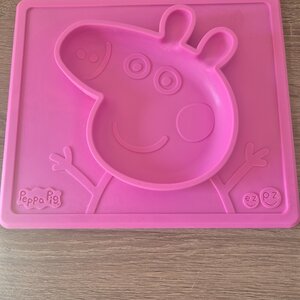 Ezpz Δίσκος Ροζ Peppa Pig από Σιλικόνη για 6+ μηνών PPM-P237C