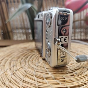Sony Cyber-shot DSC-W30 6.0MP Vintage Y2K Digital Camera Bundle - Tested & Working