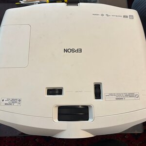 Epson EH-TW9000W Projector Τεχνολογίας Προβολής LCD με Φυσική Ανάλυση 1920 x 1080 και Φωτεινότητα 2400 Ansi Lumens με WiFi