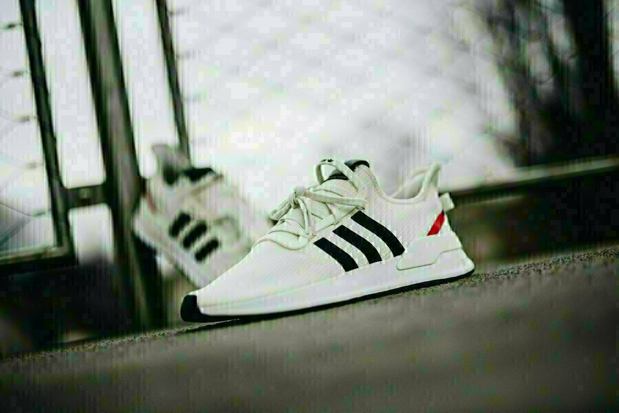 Adidas U Path Run Sneakers Core Black / Cloud White / Shock Red G27639 | Skroutz.gr