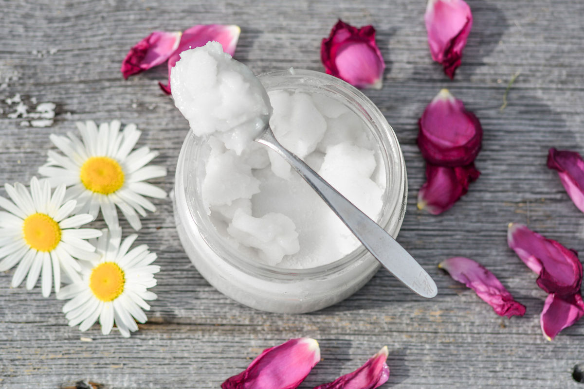 Coconut Oil Pulling: Το νέο healthy trend