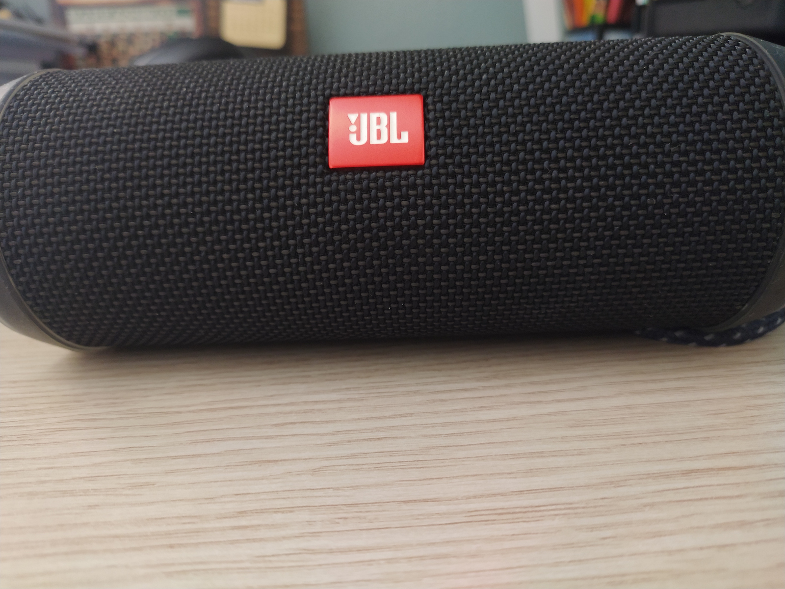 JBL Flip 4 Wasserdicht Bluetooth-Lautsprecher 16W mit Batterielebensdauer von bis zu 12 Stunden Schwarz