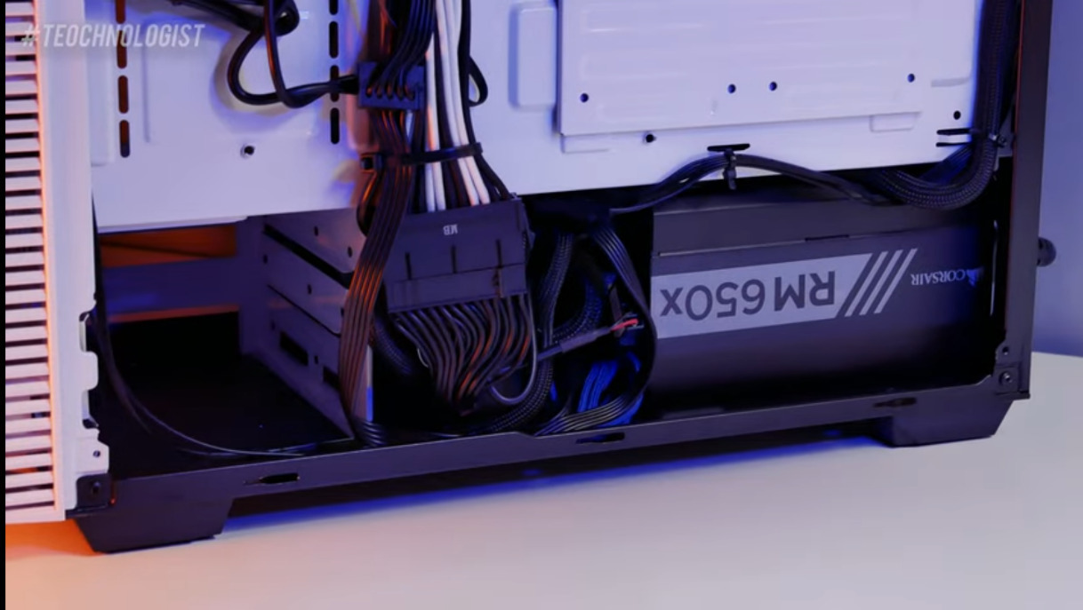 Kolink Stronghold Gaming Midi Tower Κουτί Υπολογιστή με Πλαϊνό Παράθυρο Λευκό