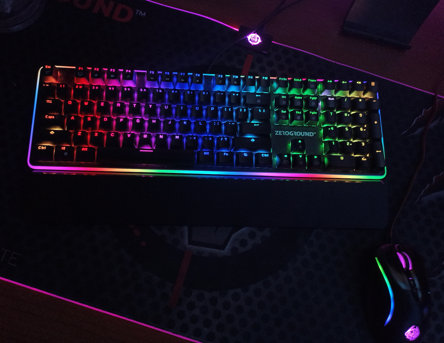 Zeroground KB-2800G Satomi Gaming Μηχανικό Πληκτρολόγιο με Outemu Red διακόπτες και RGB φωτισμό (Αγγλικό US)