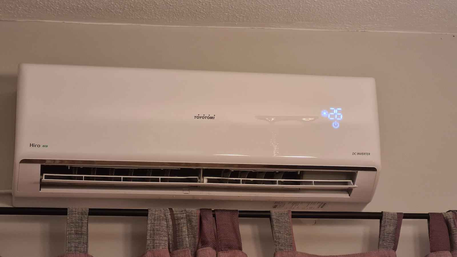 Toyotomi Hiro Eco HTN/HTG-712R32 Inverter-Klimaanlage 12000 BTU A++/A+ mit Ionisator und WiFi