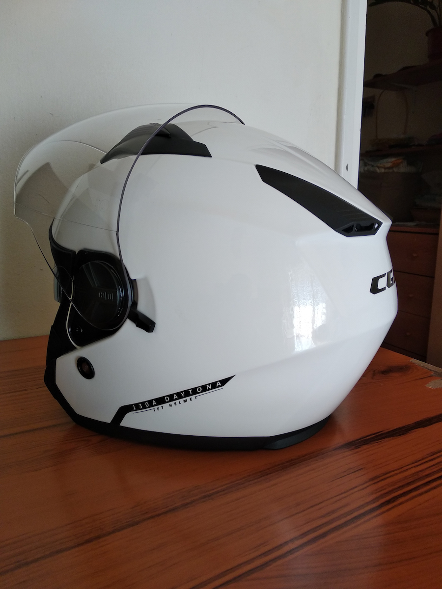 CGM 130A Daytona White Motorcycle Helmet Jet ECE 22.05 1350g with Sun Visor