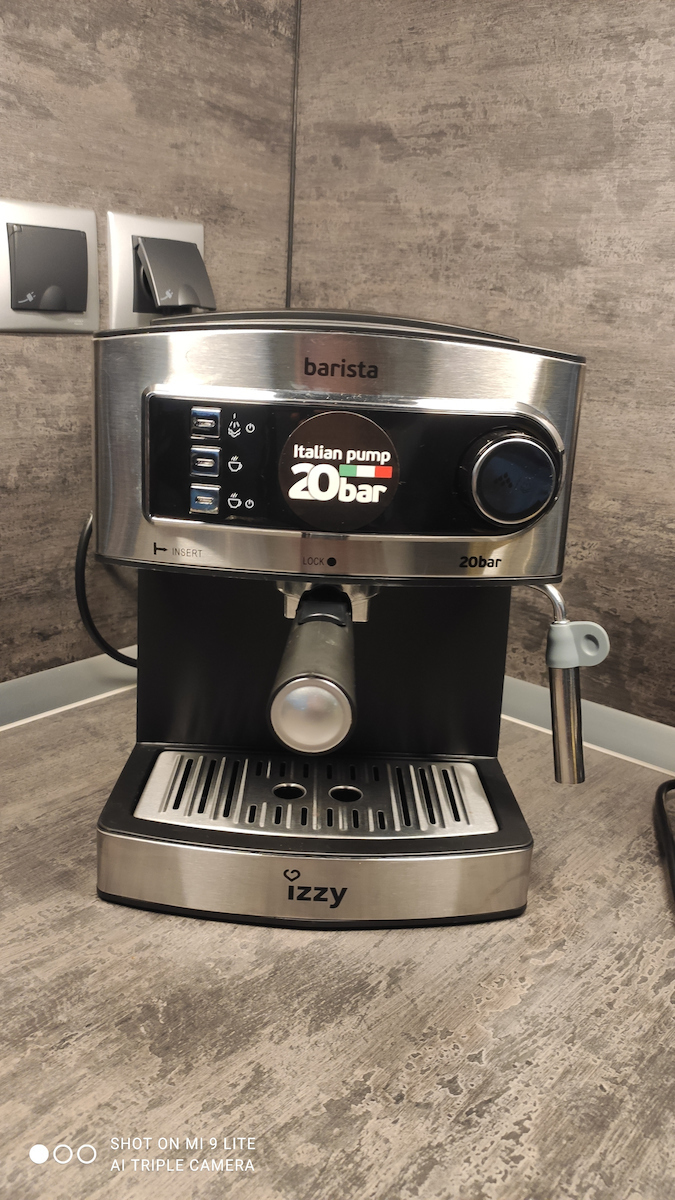 Izzy 6823 Barista Μηχανή Espresso 850W Πίεσης 20bar Ασημί