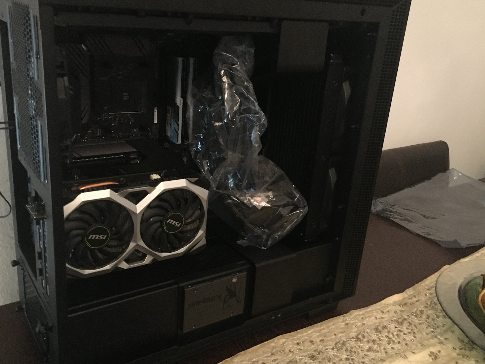 NZXT H710i RGB Gaming Midi Tower Κουτί Υπολογιστή με Πλαϊνό Παράθυρο Μαύρο