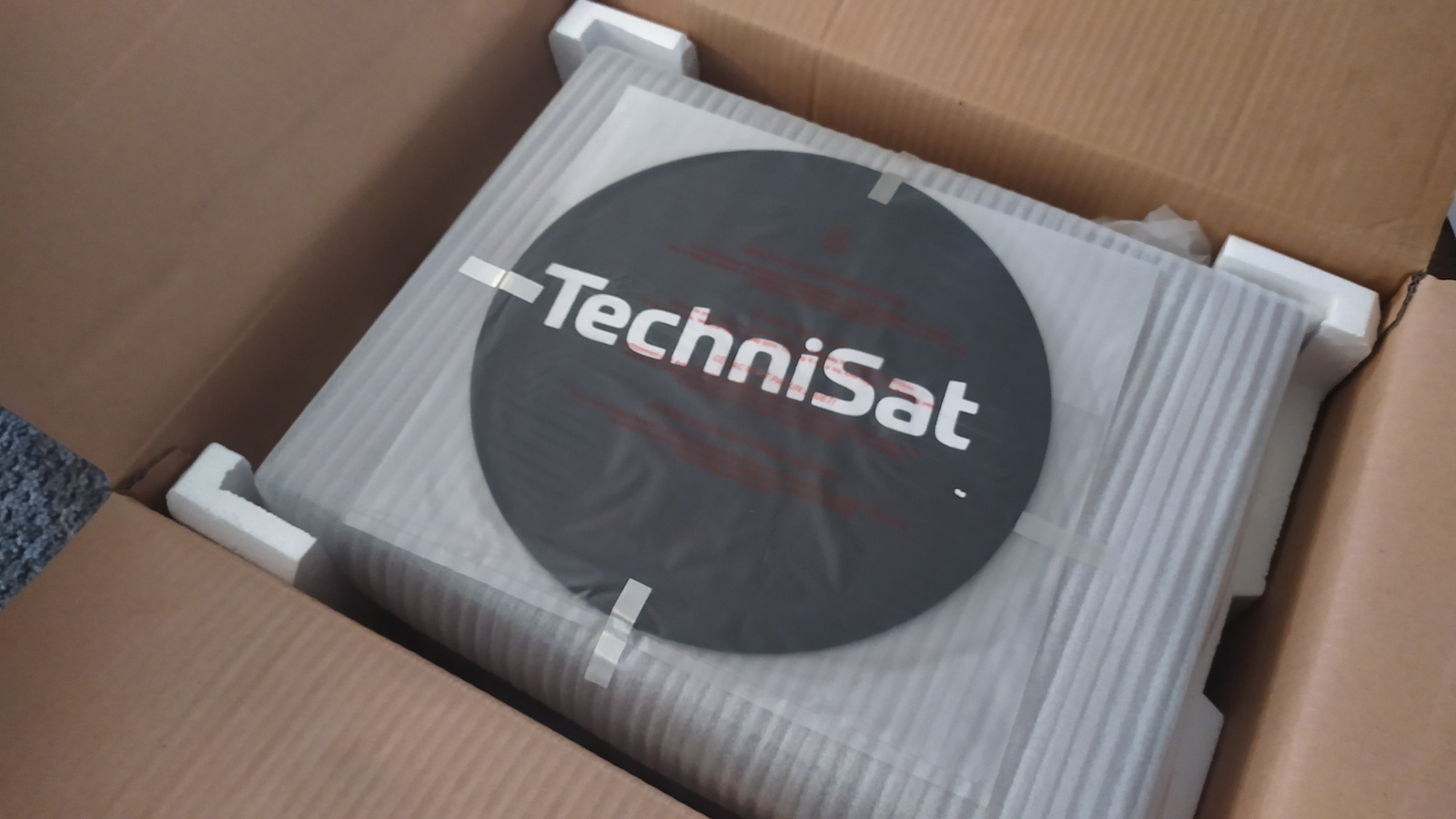 Technisat Techniplayer LP 300 0000/9413 Turntables with Preamp Black