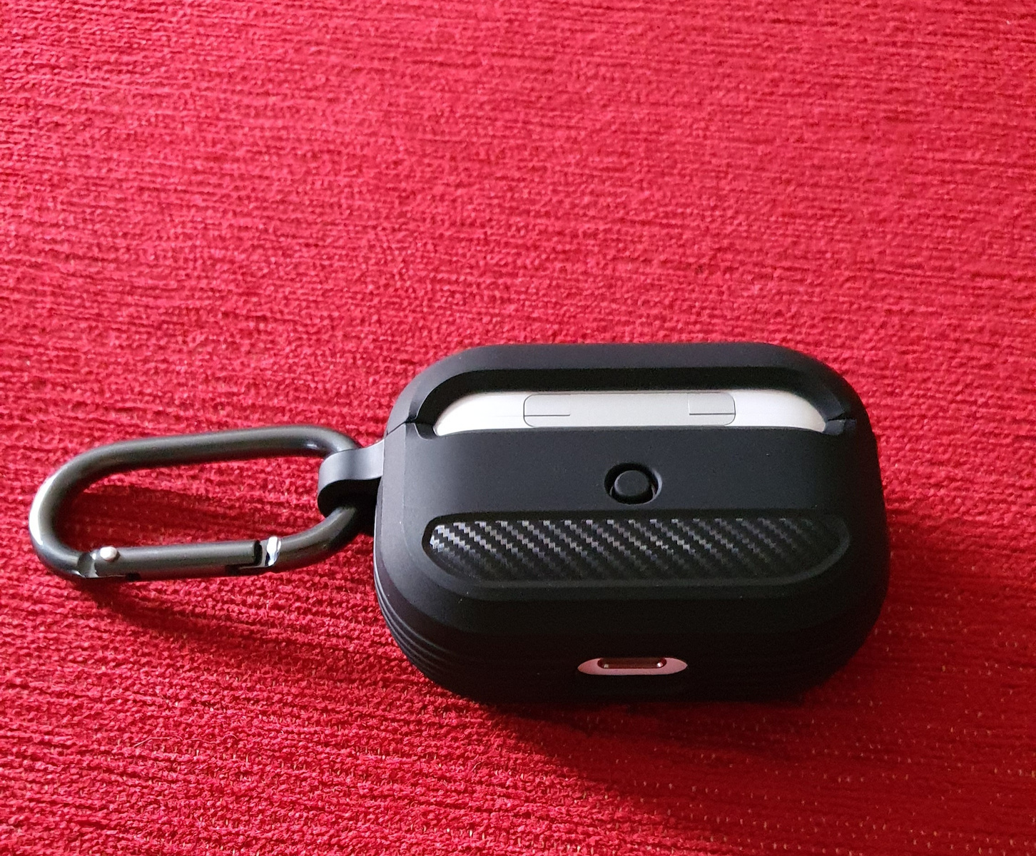 Spigen Rugged Armor Silicone Case with Keychain Black for Apple AirPods Pro