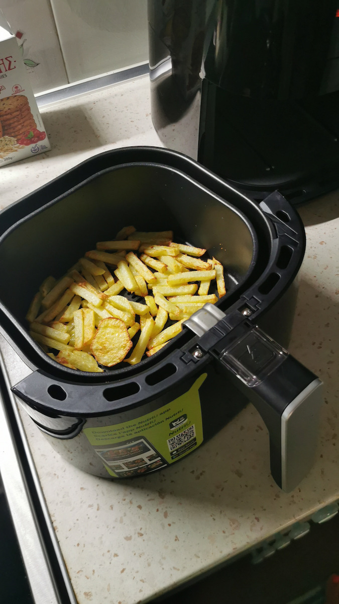 Philips Essential Collection Air Fryer 4.1lt Μαύρο