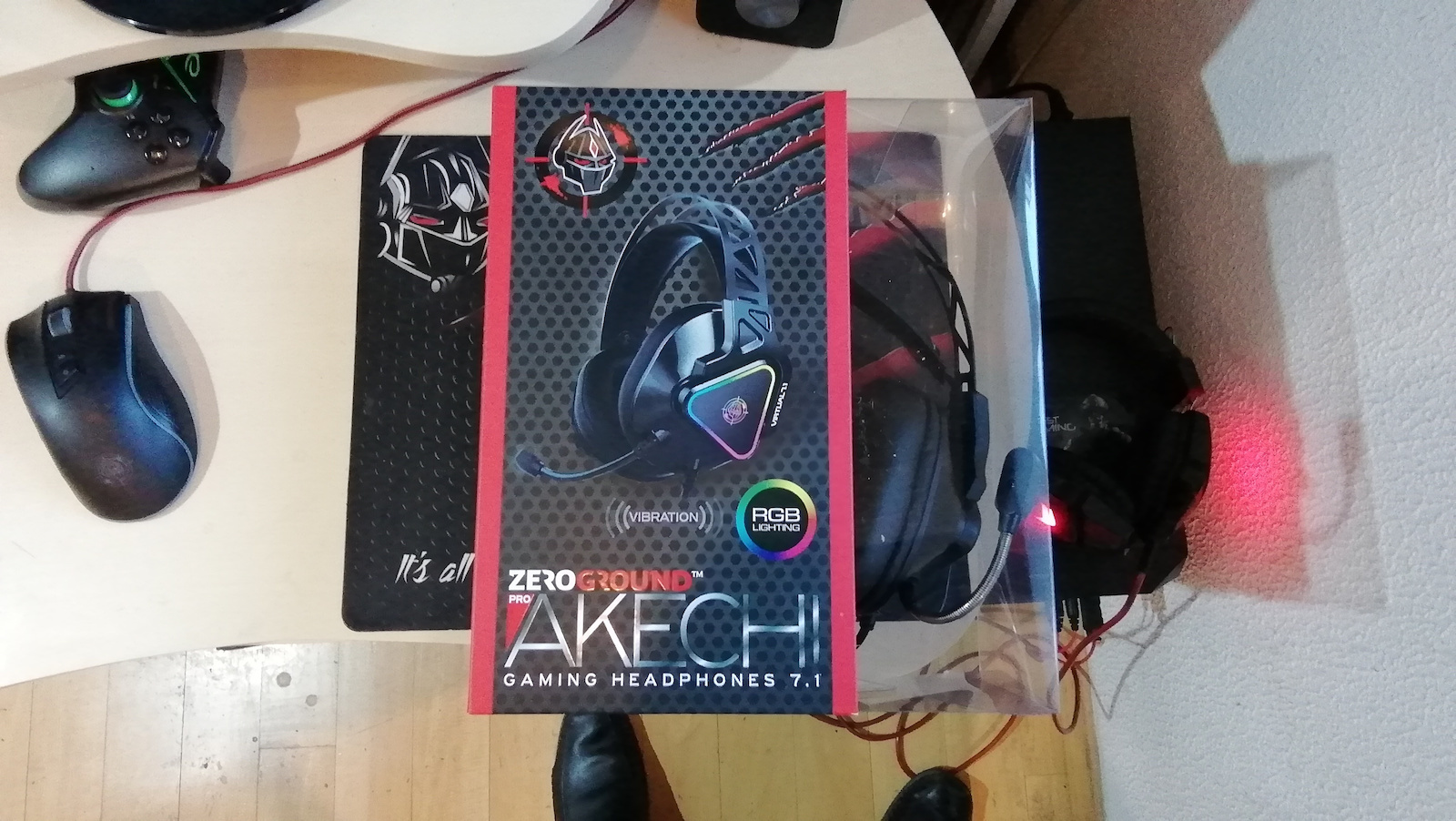 Zeroground Akechi Pro Over Ear Gaming Headset with Connection USB