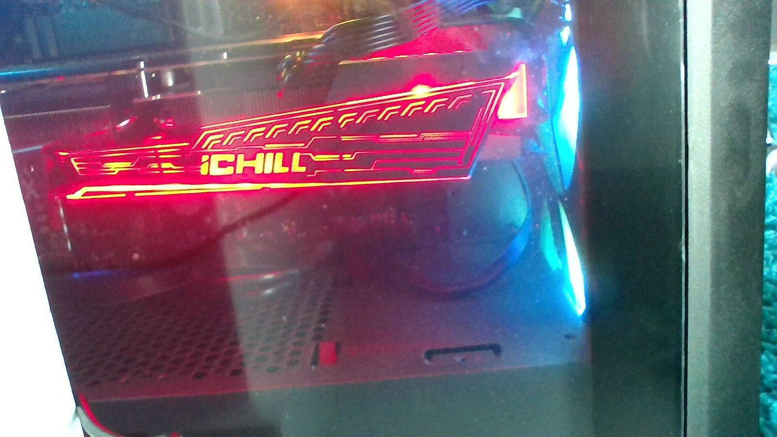 Inno 3D GeForce RTX 3060 Ti 8GB GDDR6 Ichill X3 Red LHR Grafikkarte