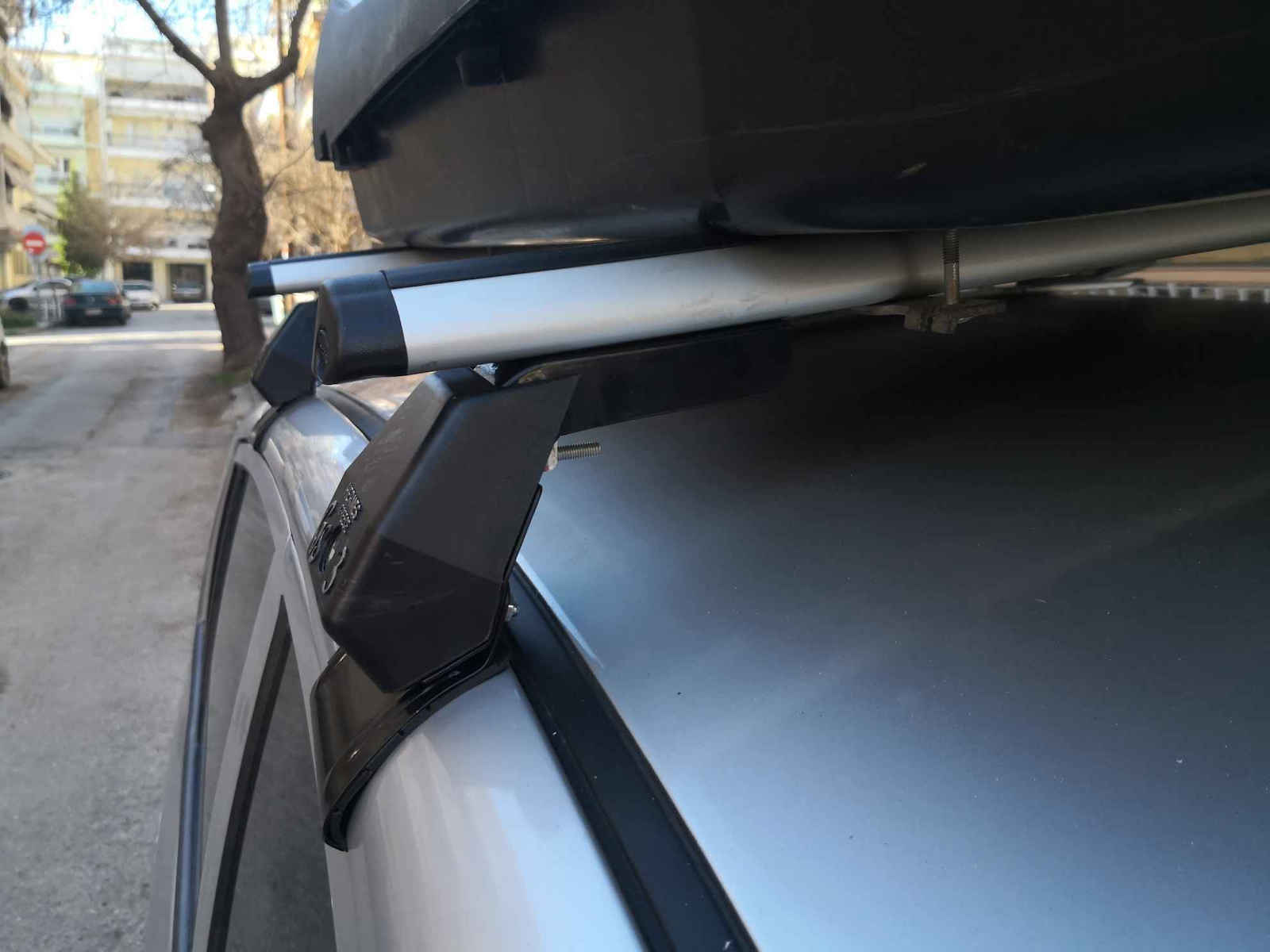 Hermes Aluminum Car Roof Bars for Kia Picanto 5D 2004-2010 Set with Roof Rack Legs Silver