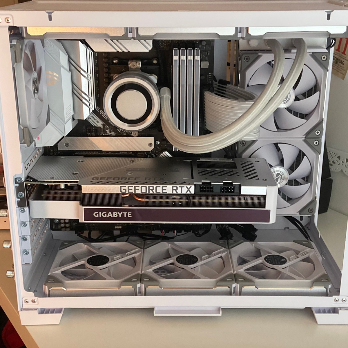 Gigabyte GeForce RTX 3070 Ti 8GB GDDR6X Vision OC Carte Grafică