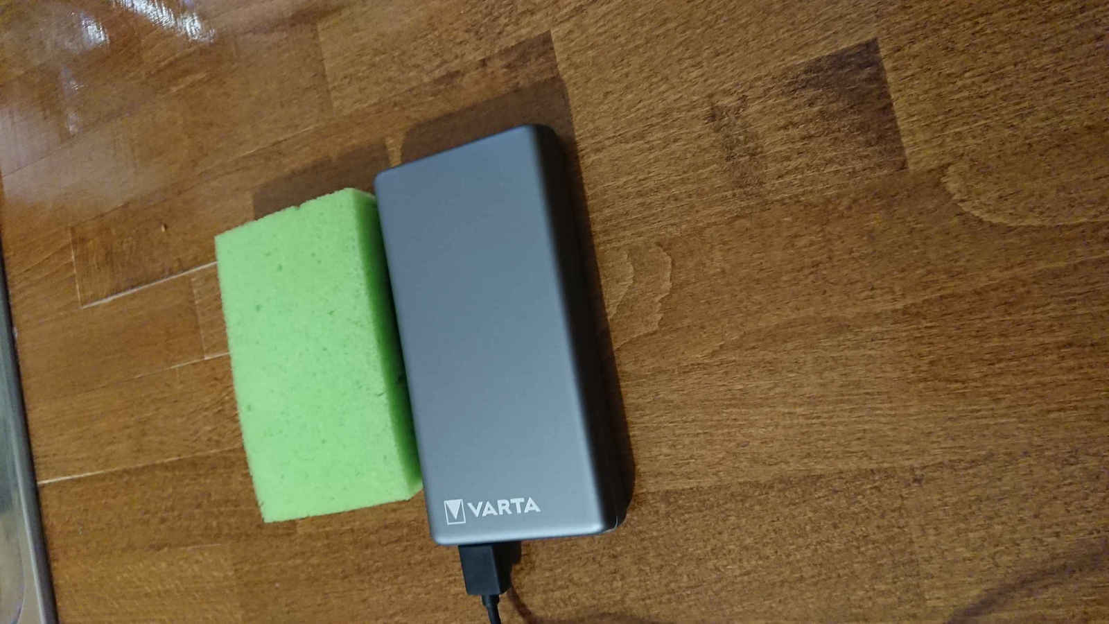 Varta Fast Energy Power Bank 20000mAh 18W cu 2 Porturi USB-A și Port USB-C Încărcare rapidă 3.0 Argint