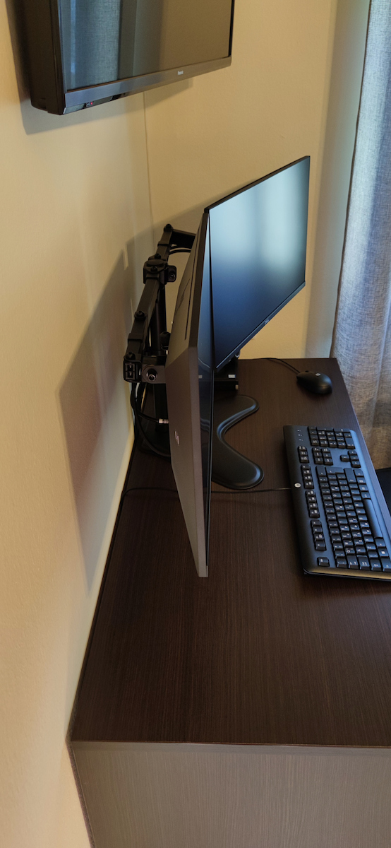 VonHaus Tabletop Suport pentru 2 Monitoare până la 32" cu Braț (3005117)