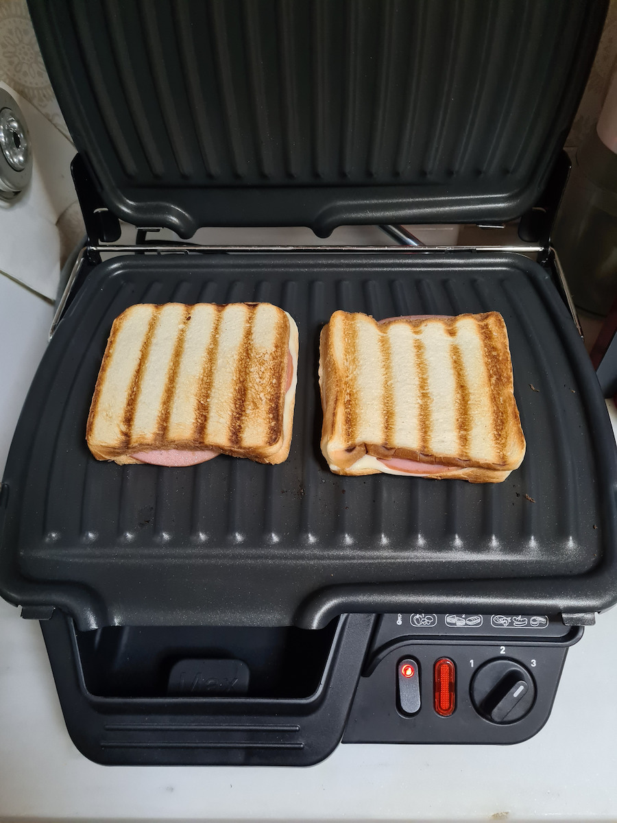 Tefal Ultra Compact 600 Сандвич тостер грил с подвижни плочи 2000W Inox