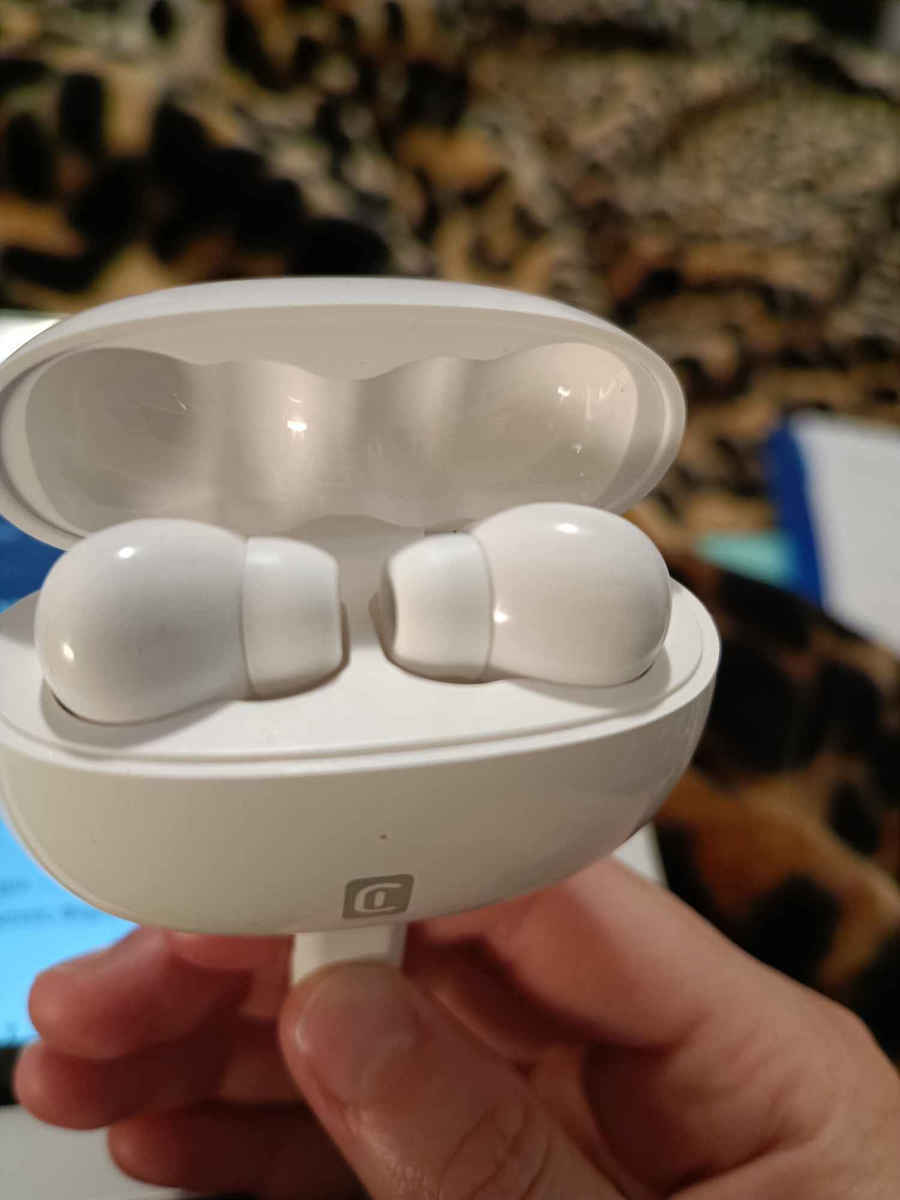 Cellular Line Flick В ухото Bluetooth Handsfree Безжични слушалки с Калъф за Зареждане Бяа