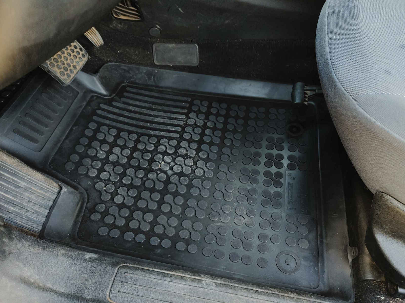 Rezaw Plast Set of Front and Rear Mats 4pcs Tray Type for Fiat Bravo 2007+ Black