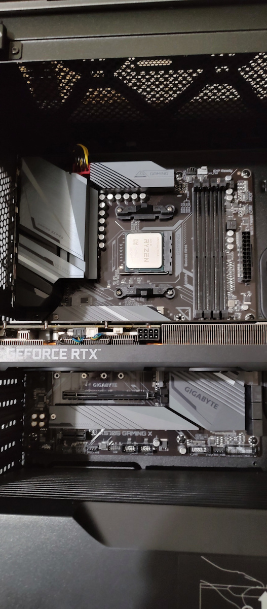 Gigabyte X570S Gaming X (rev. 1.0) Motherboard ATX με AMD AM4 Socket