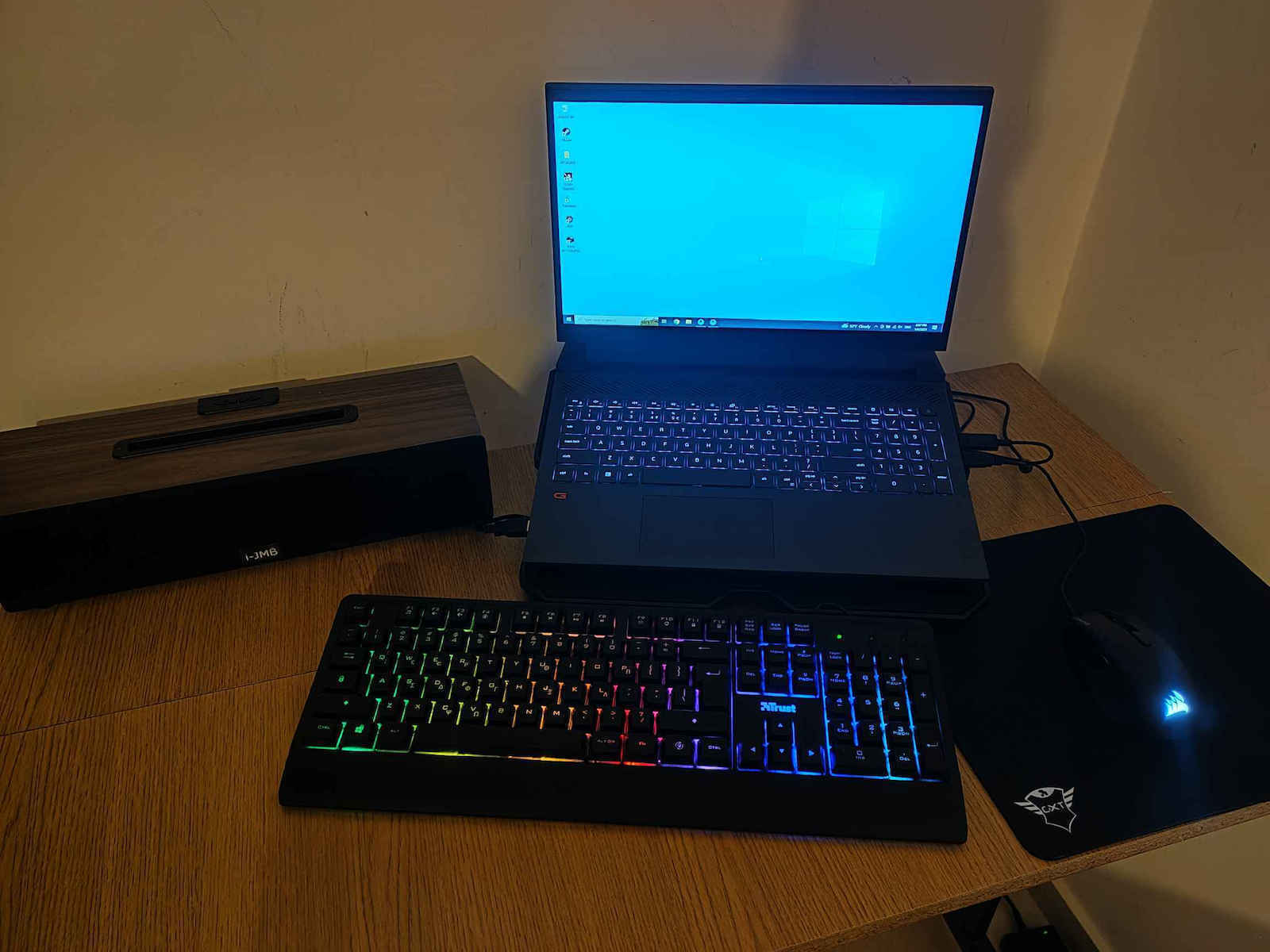 Dell G15 5511 15.6" FHD 120Hz (i5-11260H/16GB/512GB SSD/GeForce RTX 3050/Linux) Dark Shadow Gray