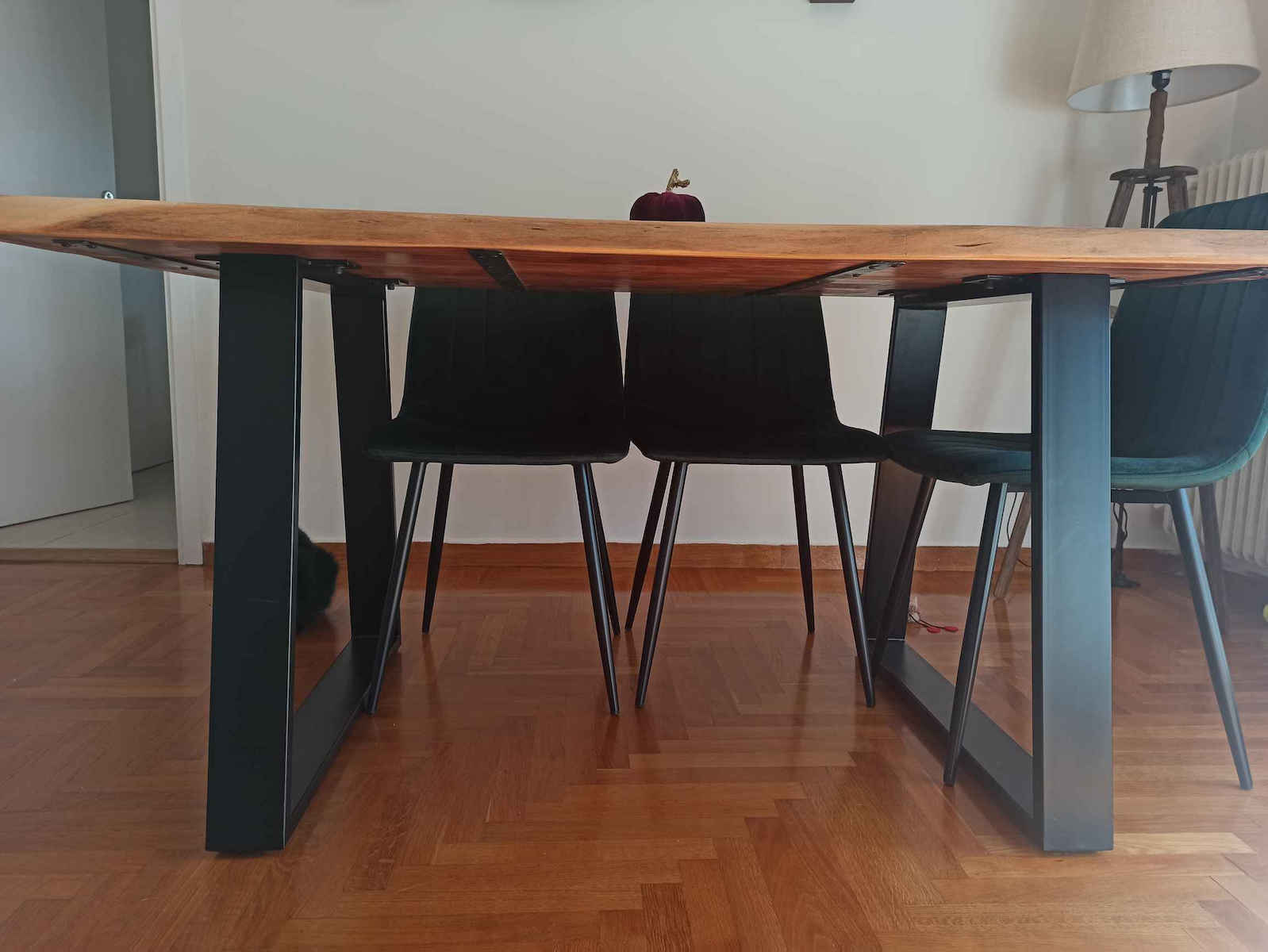 Rama Tisch Speisesaal aus Massivholz & Metall Schwarz 160x90x77cm