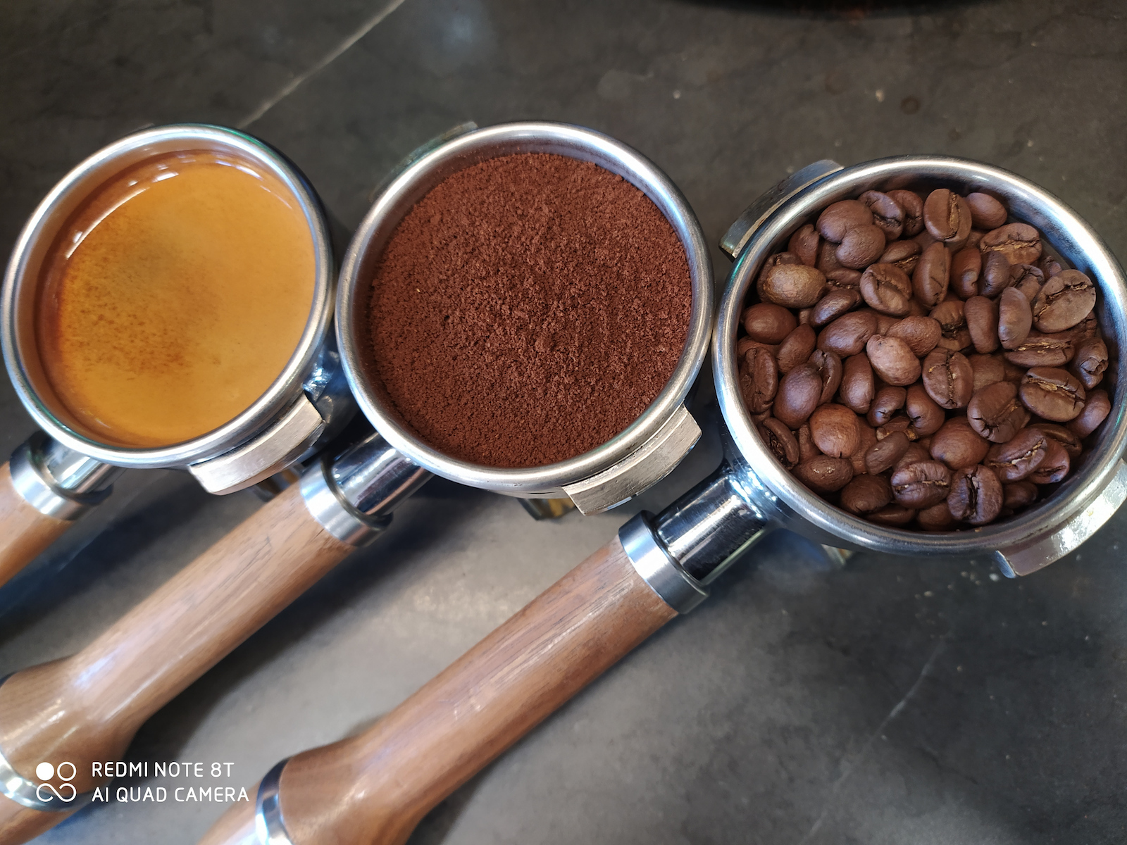 Dalla Corte XT Dynamische Dunkelheit Gewerbliche Espressomaschine mit 3 Gruppe B94xT51xH52.5cm