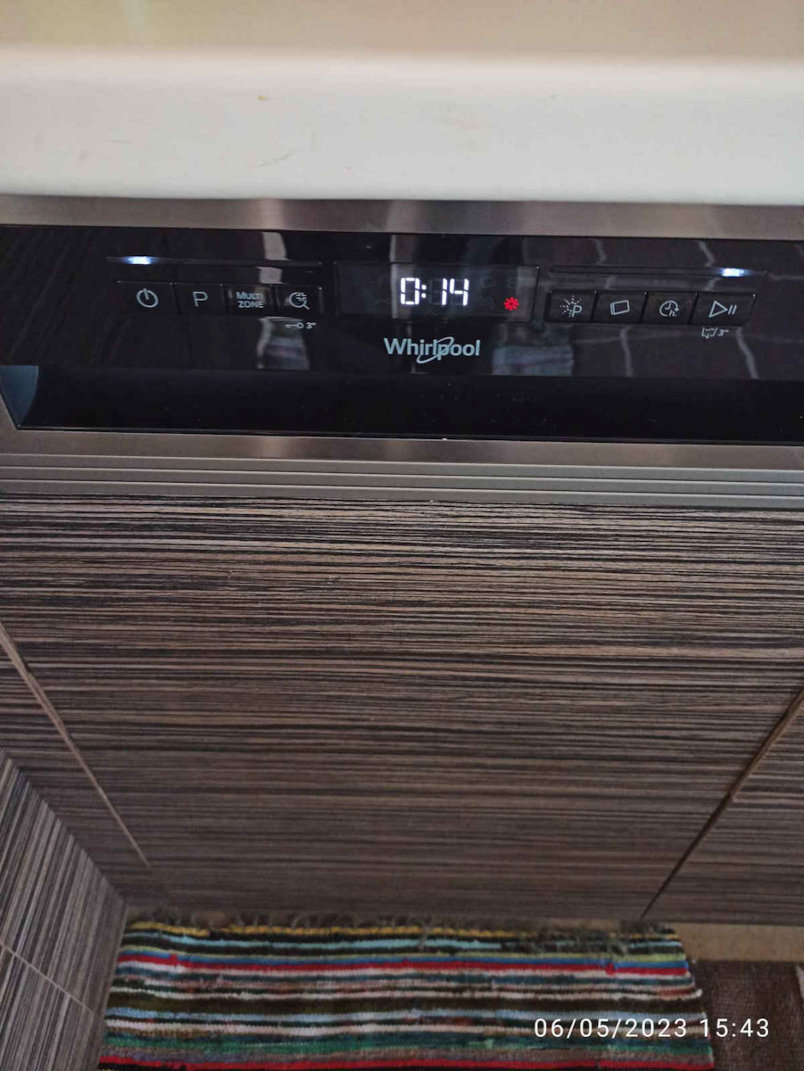 Whirlpool Einbaugeschirrspüler für 10 Gedecke B44.8xH82cm